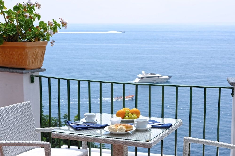 VILLA MARIAPIA3