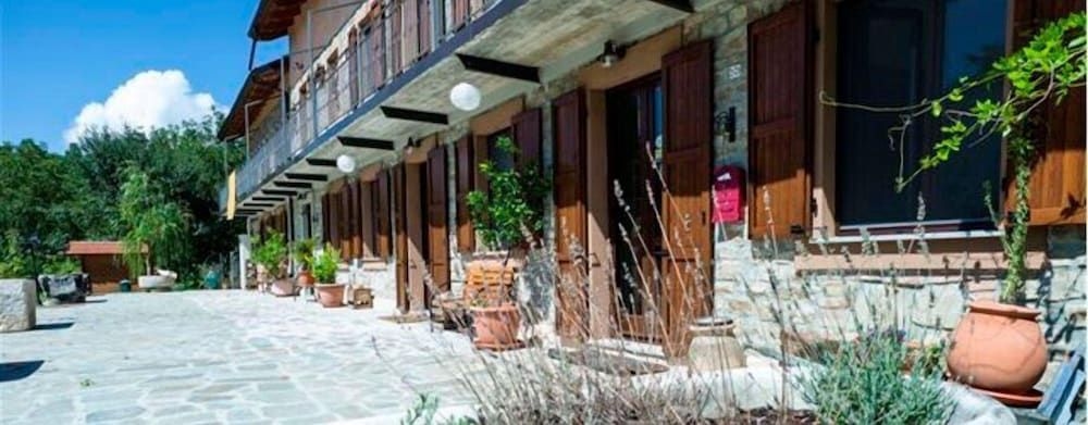 Maggiora Resort1