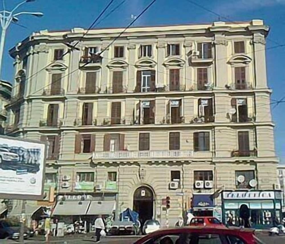 Napoli Centrale1