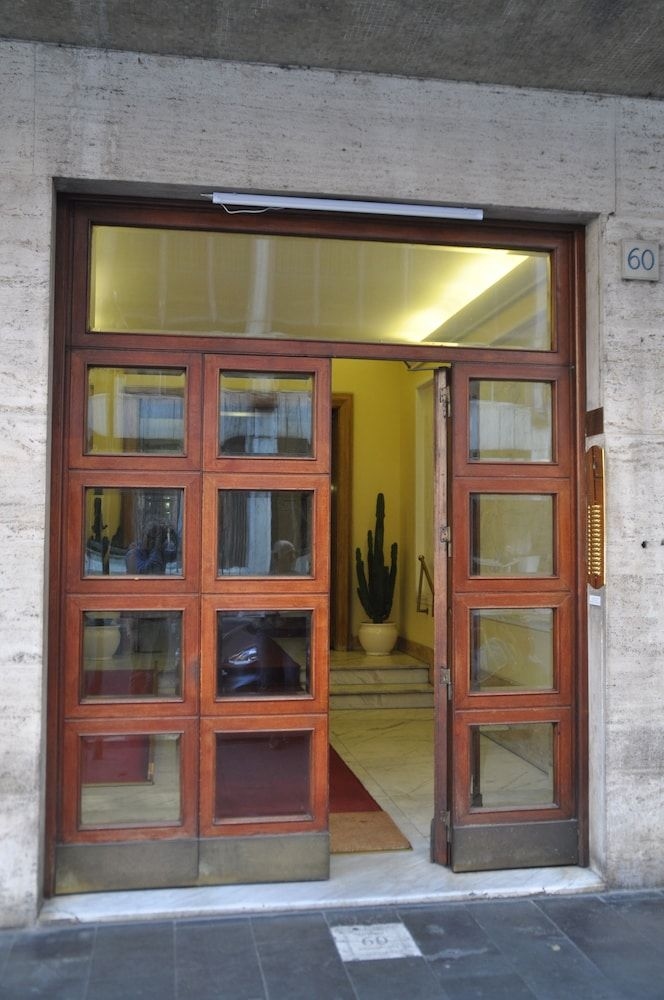 Domus Cavour2
