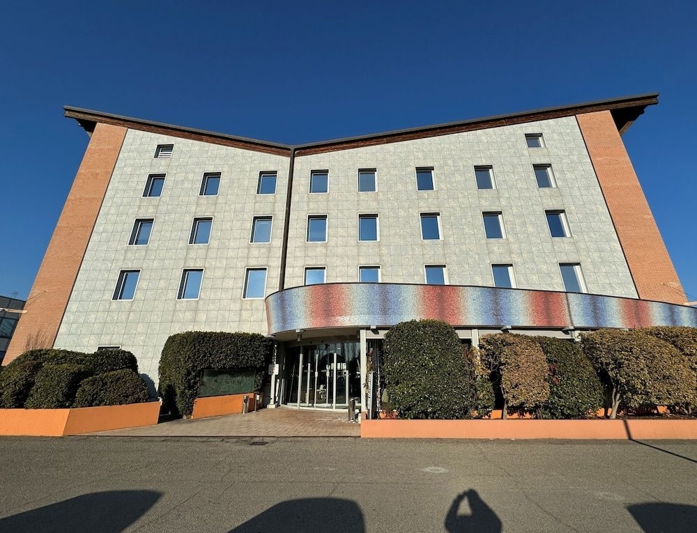 Euro Hotel0