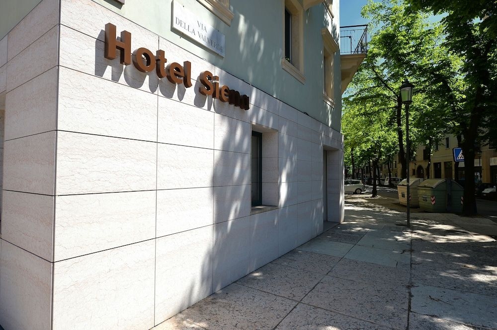 Hotel Siena0