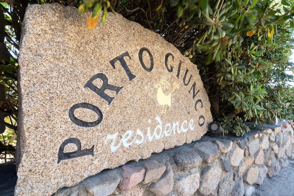 Porto Giunco1
