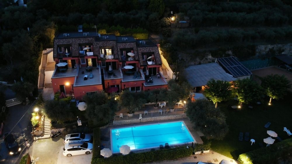 Holidays Residence3