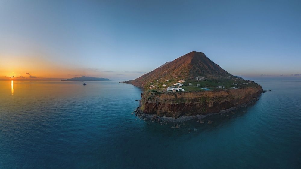 Capofaro Malvasia and Resort4