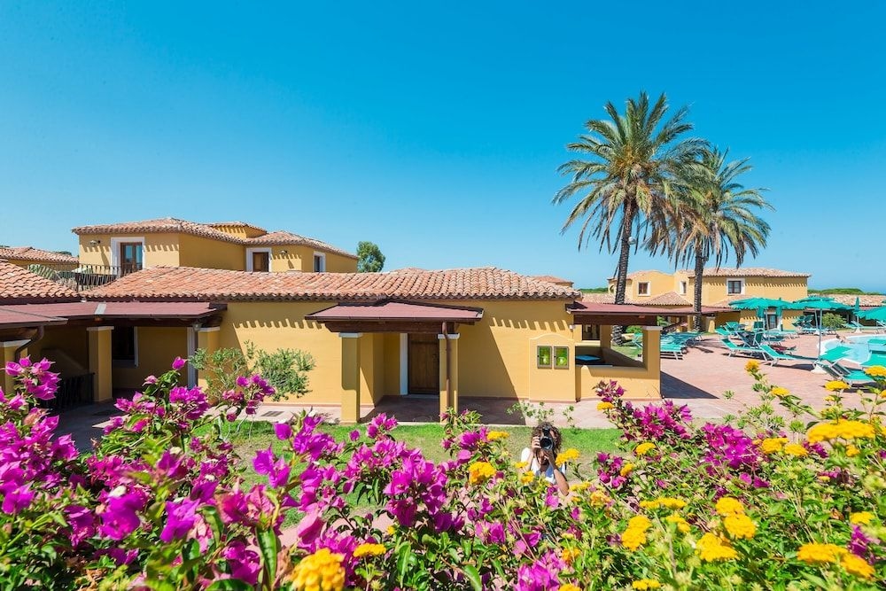 Villaggio Baia dei Pini0