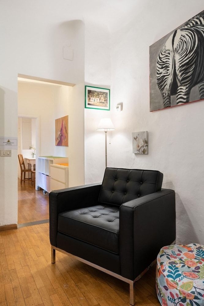 Via Del Corso Home0