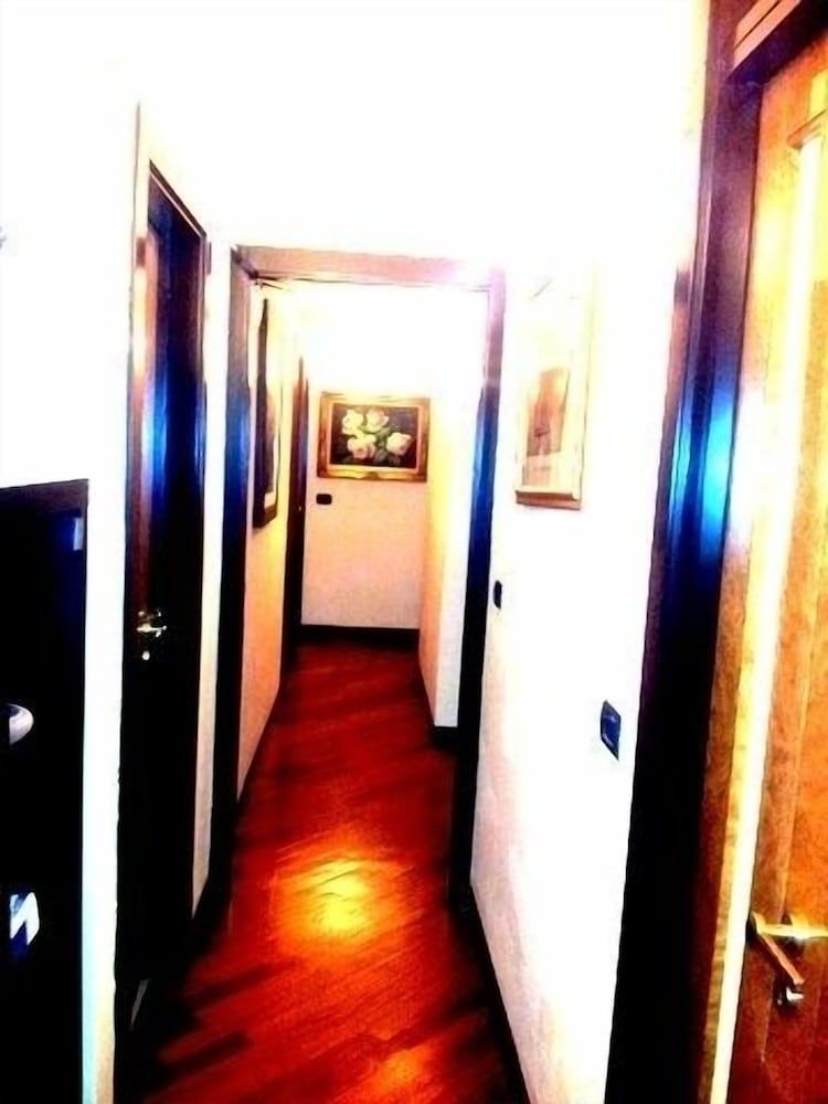 Termini Station Rooms1