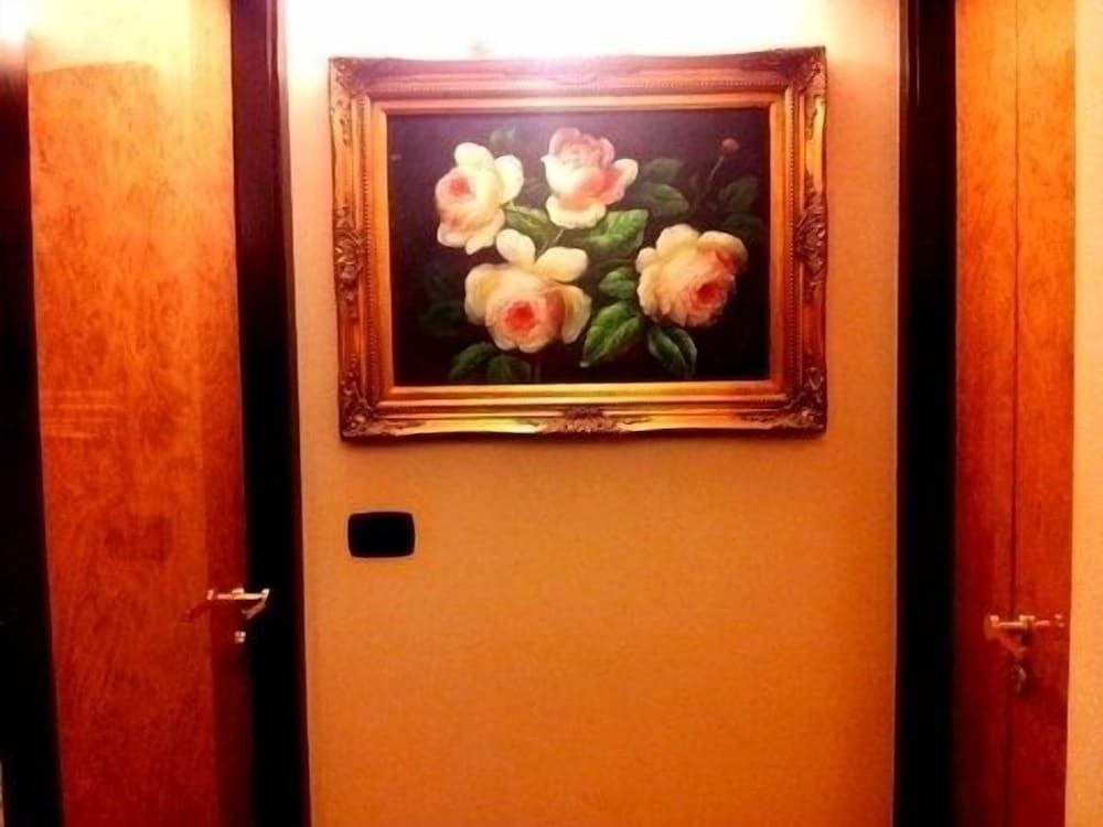 Termini Station Rooms0