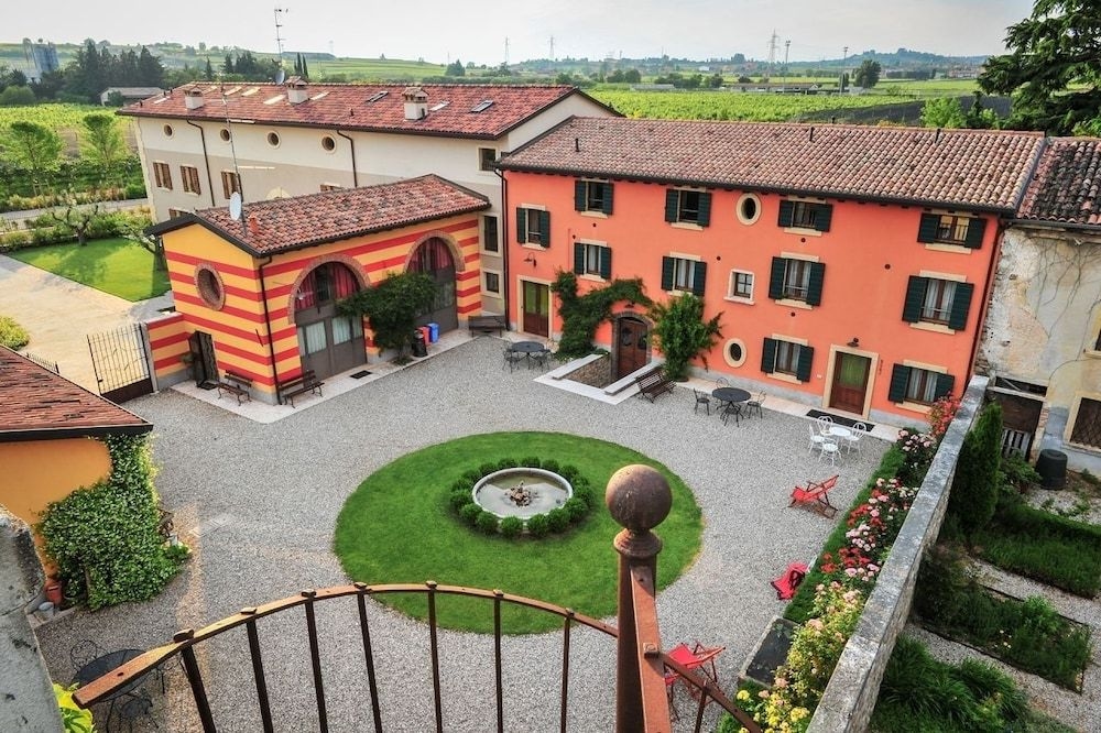 Belvivere Suites0