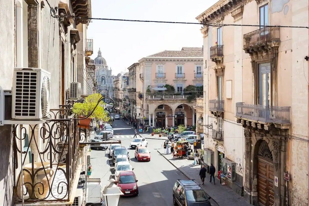 Catania Inn1