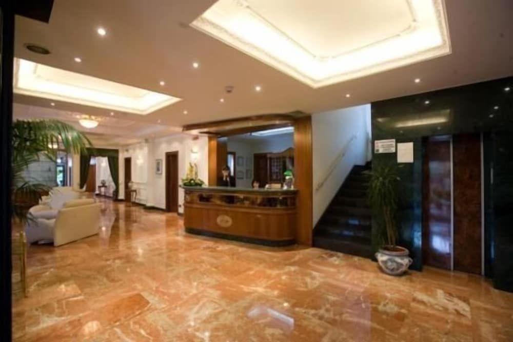 Hotel Dei Platani0