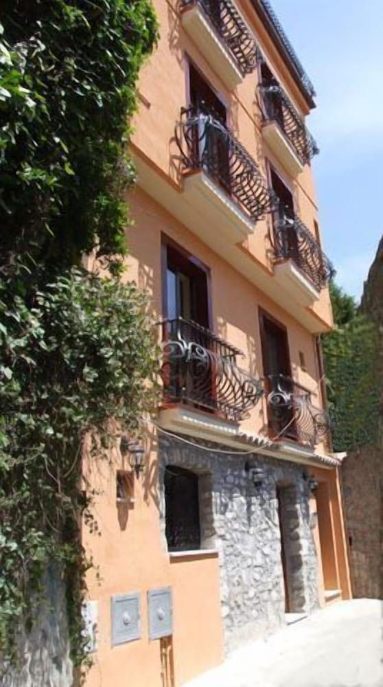 Mamma Maria1
