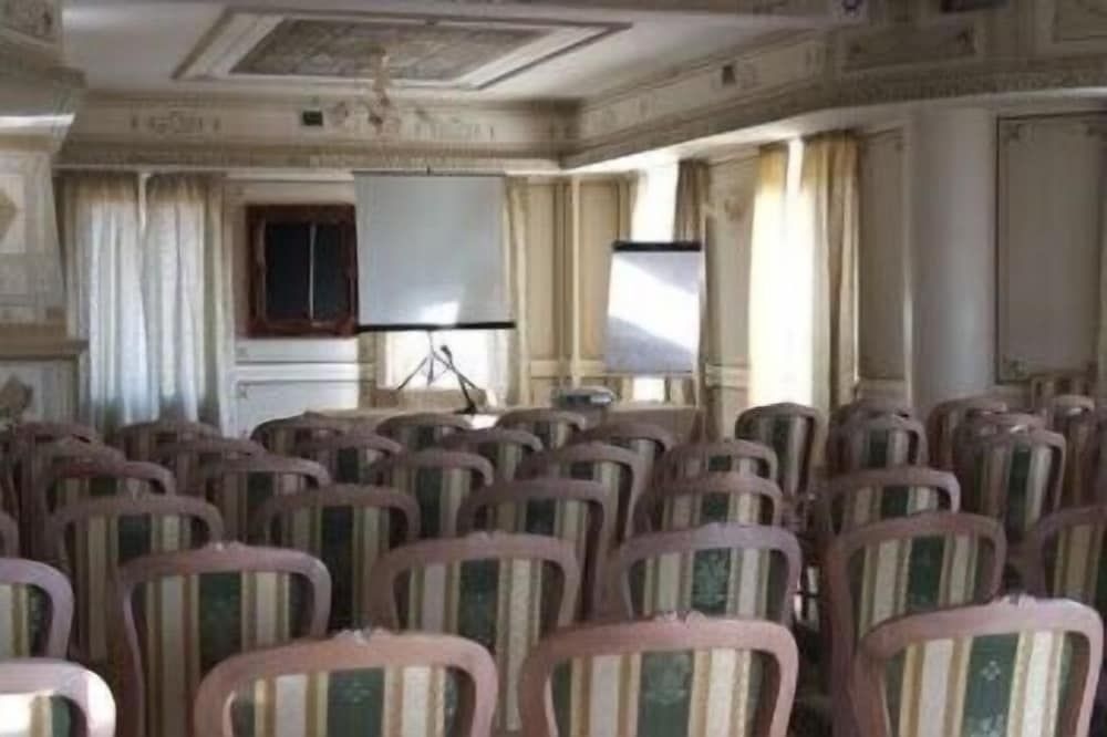 Grand Hotel Rinascimento1