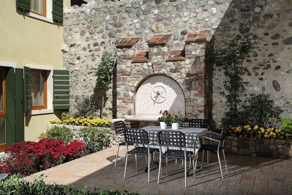 Residence Borgo Mondragon3