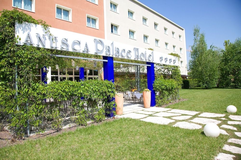 Anusca Palace Hotel4