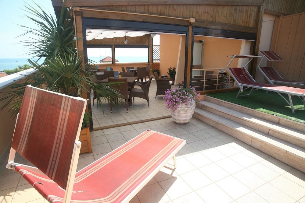 Hotel Victoria2