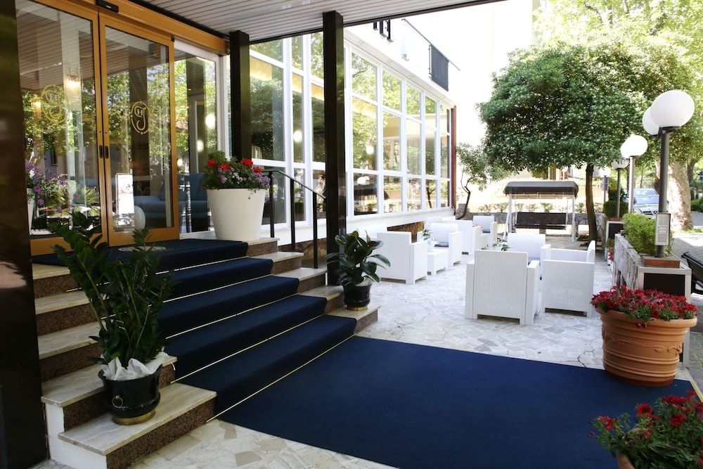 Hotel Jolie2