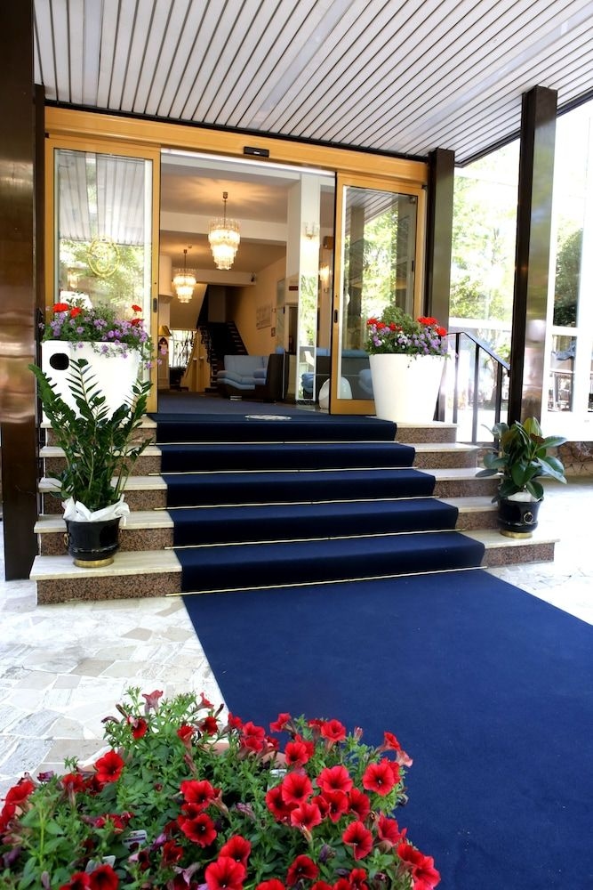 Hotel Jolie0