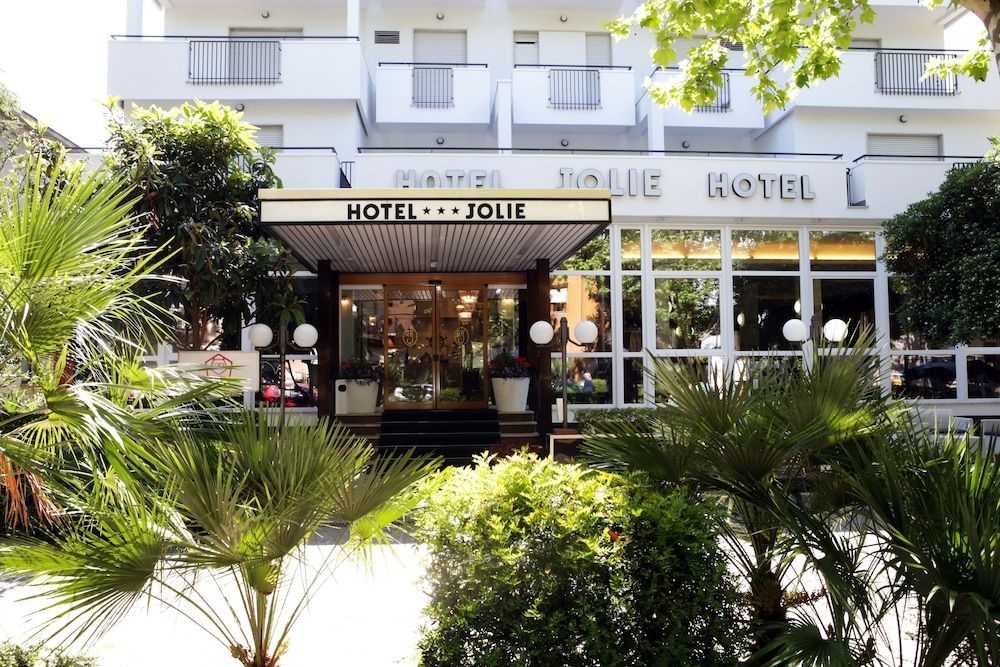Hotel Jolie1