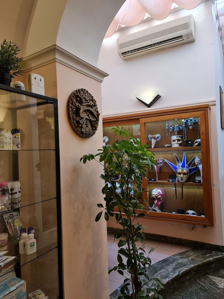 Hotel Amalfitana2