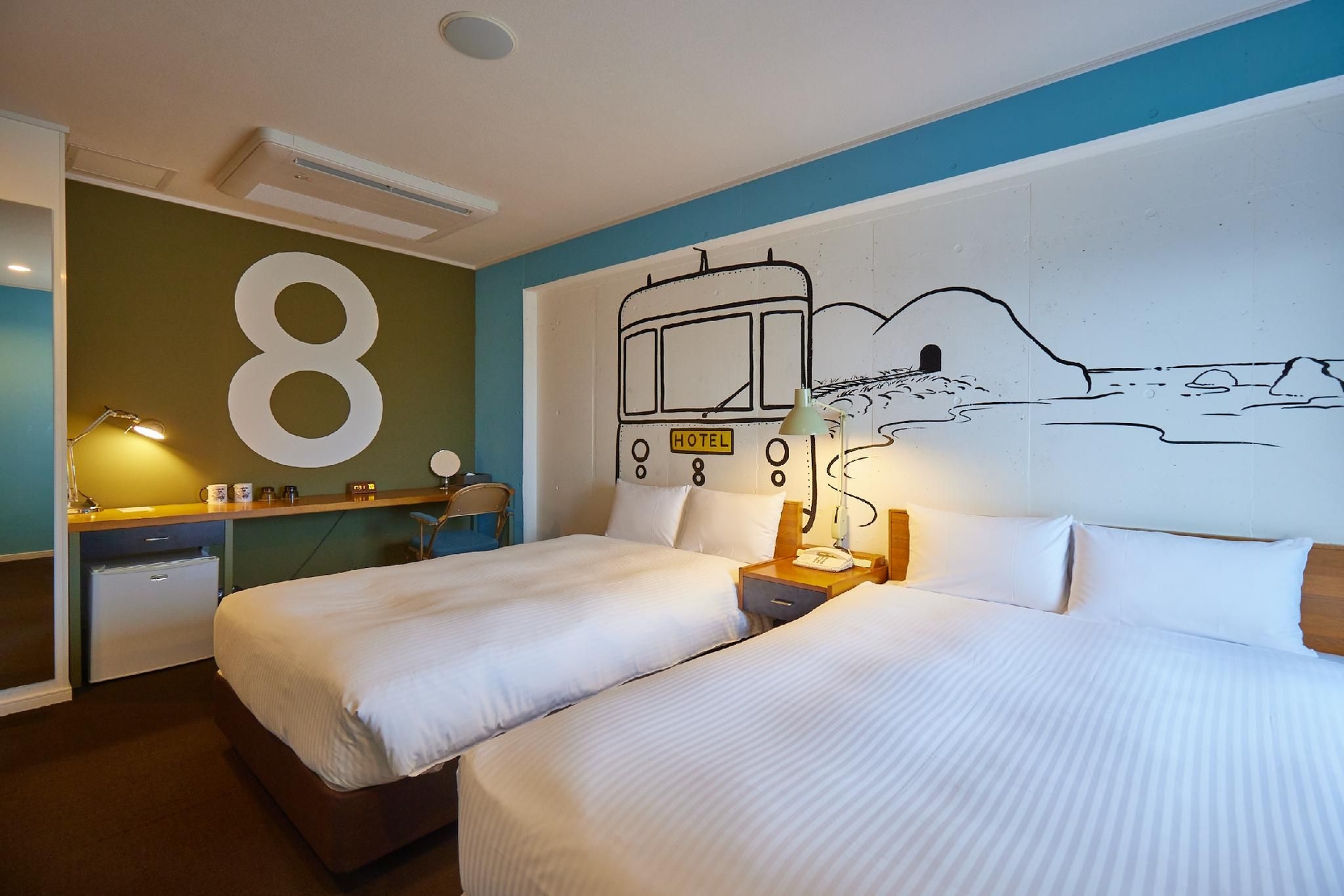 โรงแรม 8 (8Hotel)0