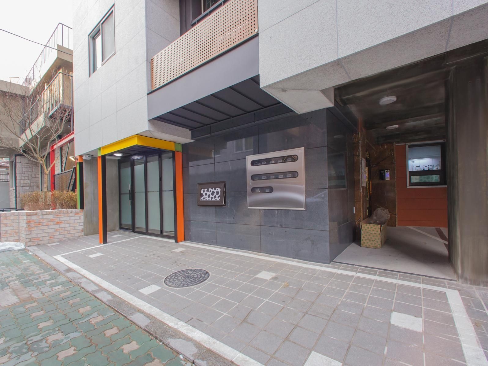 โฮสเทล บีบี ฮงแด ไลน์ (Hostel BB Hongdae Line)1