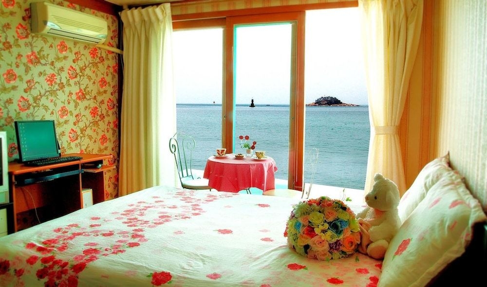 Sunrise Pension3