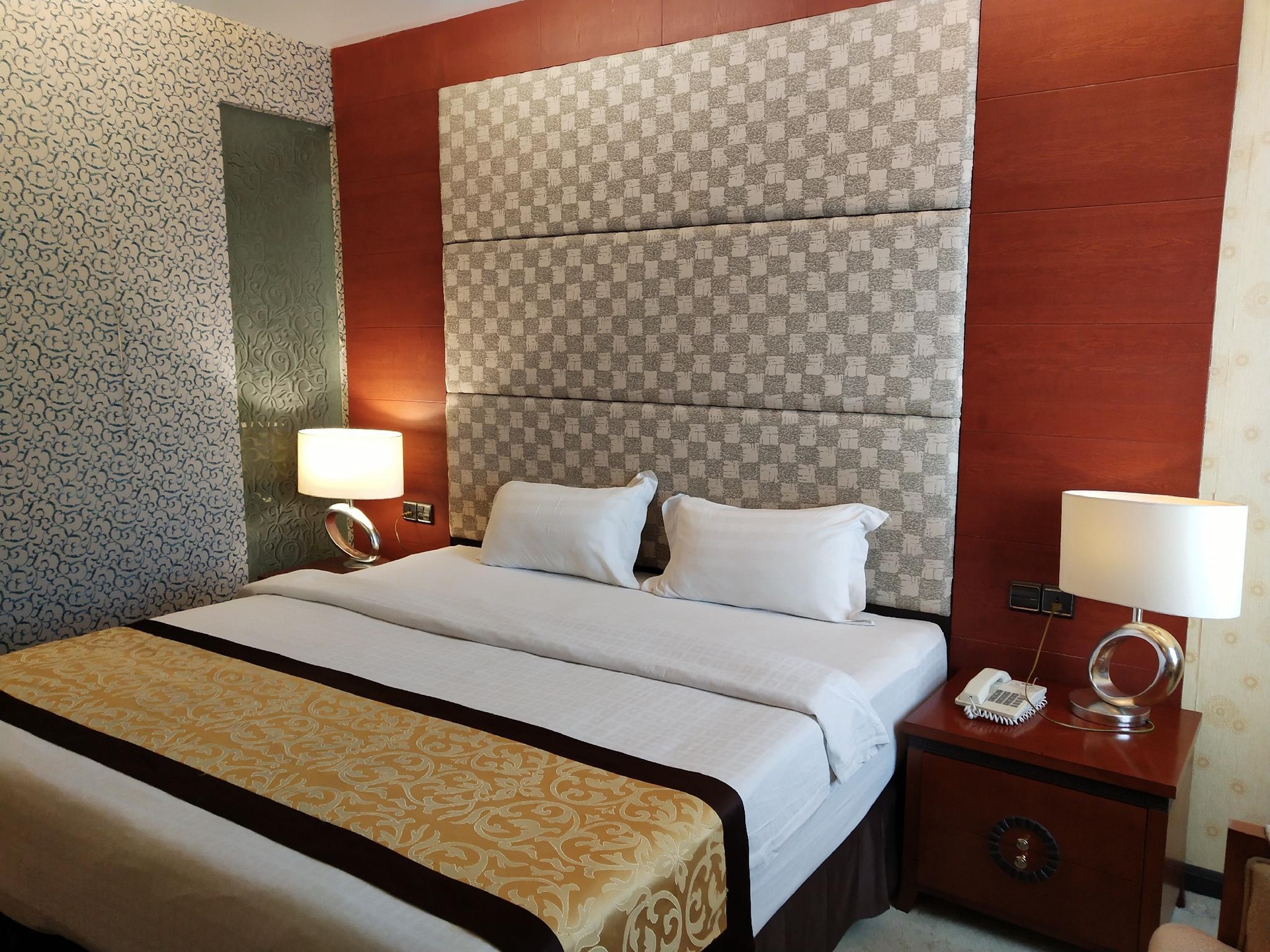 MB Hotel1