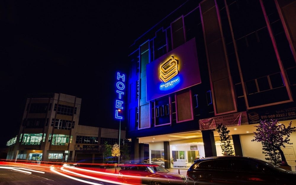 Golden Roof Hotel0