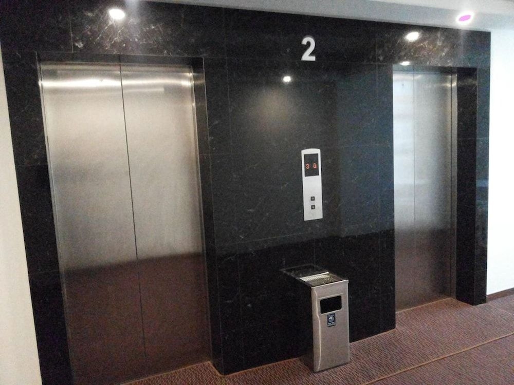 Eminent Hotel3