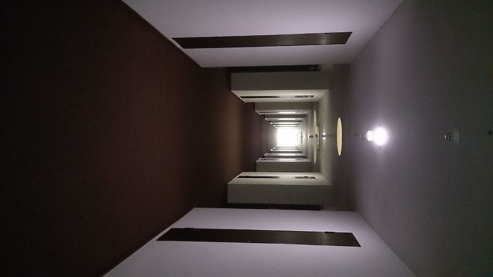 Eminent Hotel1