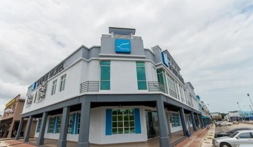 Sandy Hotel2
