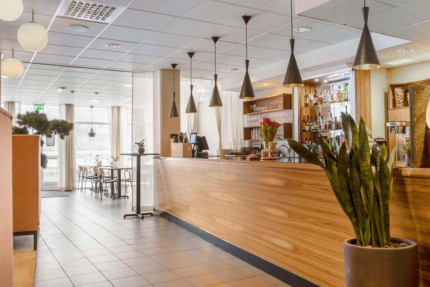 River C Hotel0