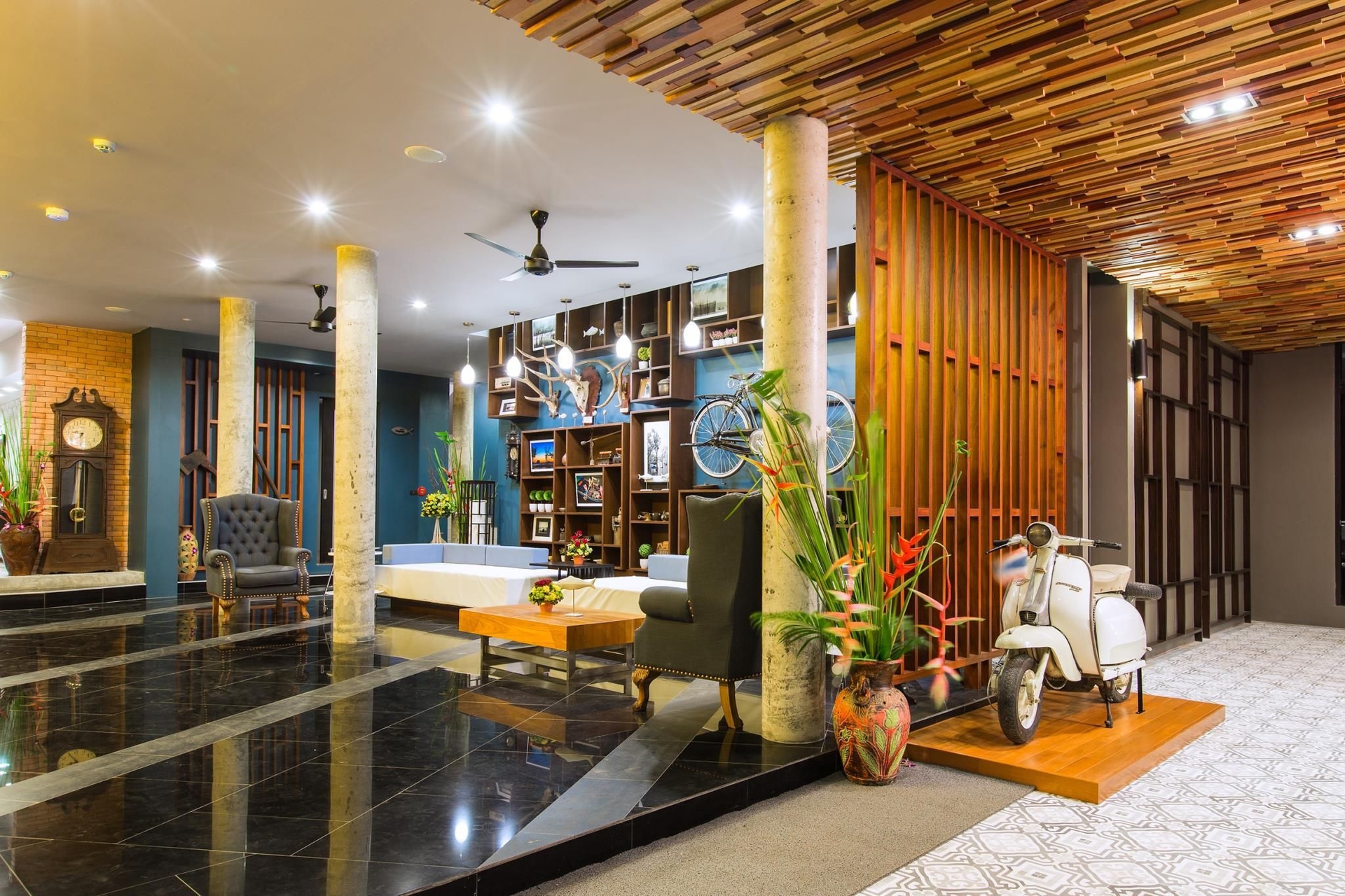 โรงแรมตะมะ (The Tama Hotel)0