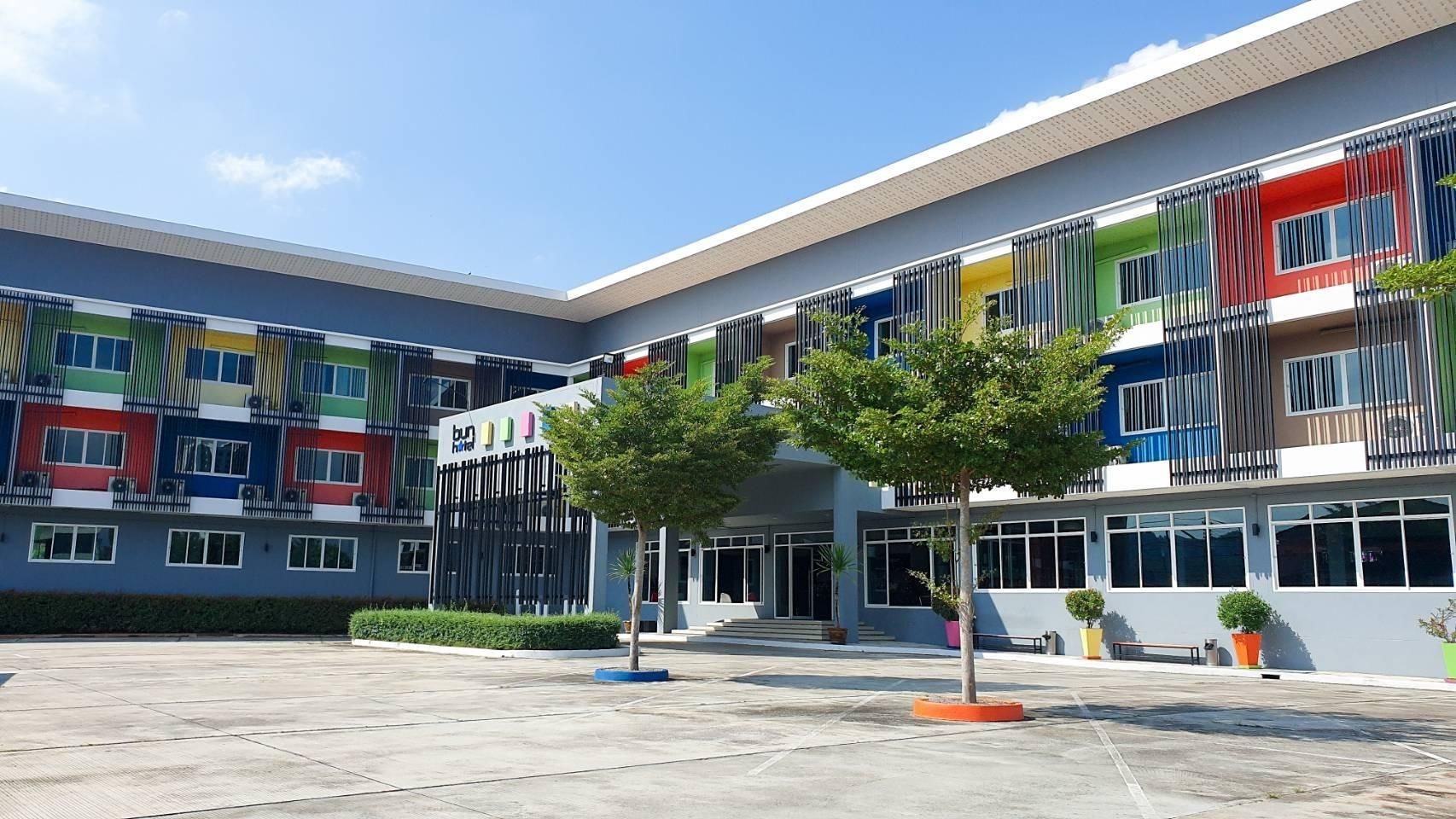 โรงแรมบรร (Bun Hotel)0