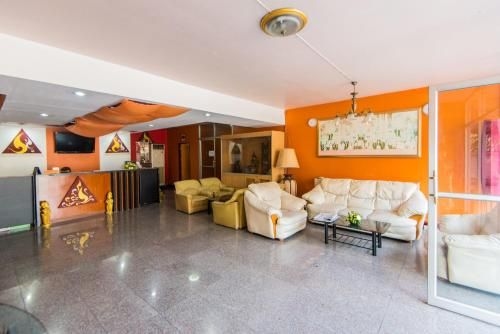 โรงแรมคิง รอยัล ทู (King Royal II Hotel)4