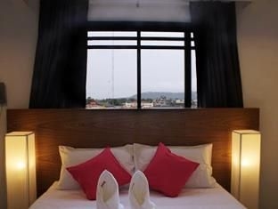 โรงแรมไอรูม (Iroom Hotel)1