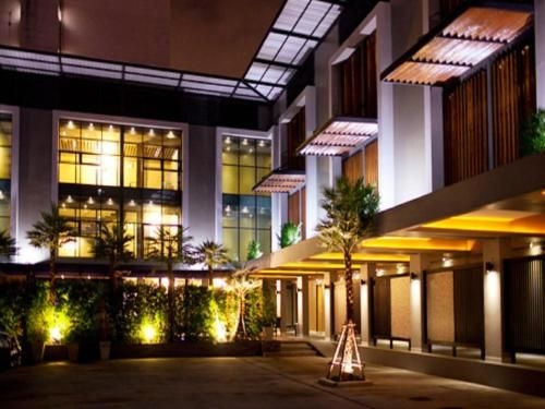 โรงแรมสยามสวาน่า (Siam Swana Hotel)4