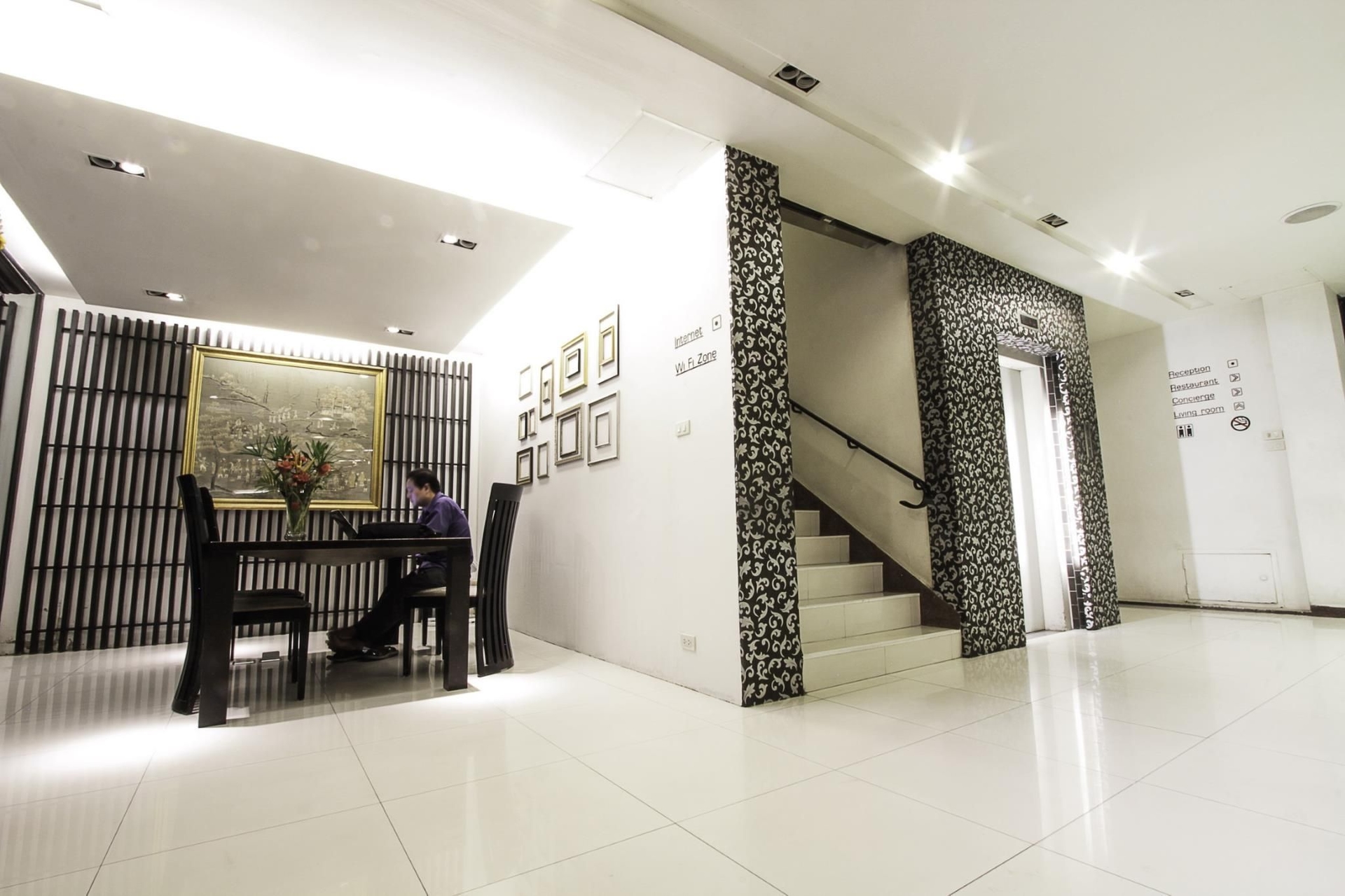 เดอะ ราชธานี โฮเทล (The Ratchathani Hotel)4
