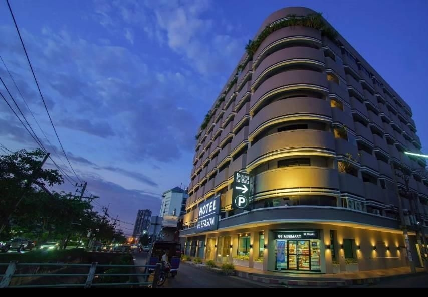 โรงแรมไฮ ซีซั่น (Hi Season Hotel)4