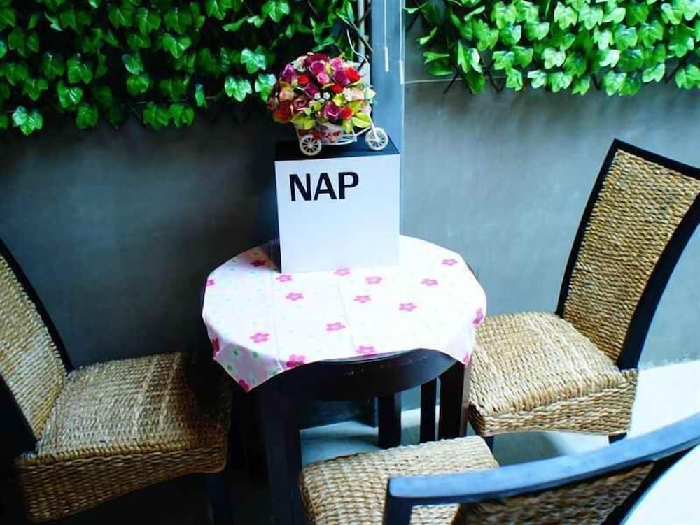 Nap Box Hostel4