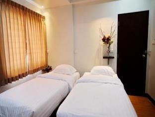 เบสิค ไลน์ @ ลอยเคราะห์ (Basic Line Hotel at Loikroh)4
