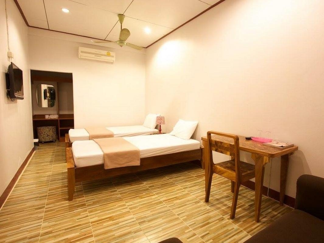 โรงแรม สิริ ลำปาง (Hotel Siri Lampang)1
