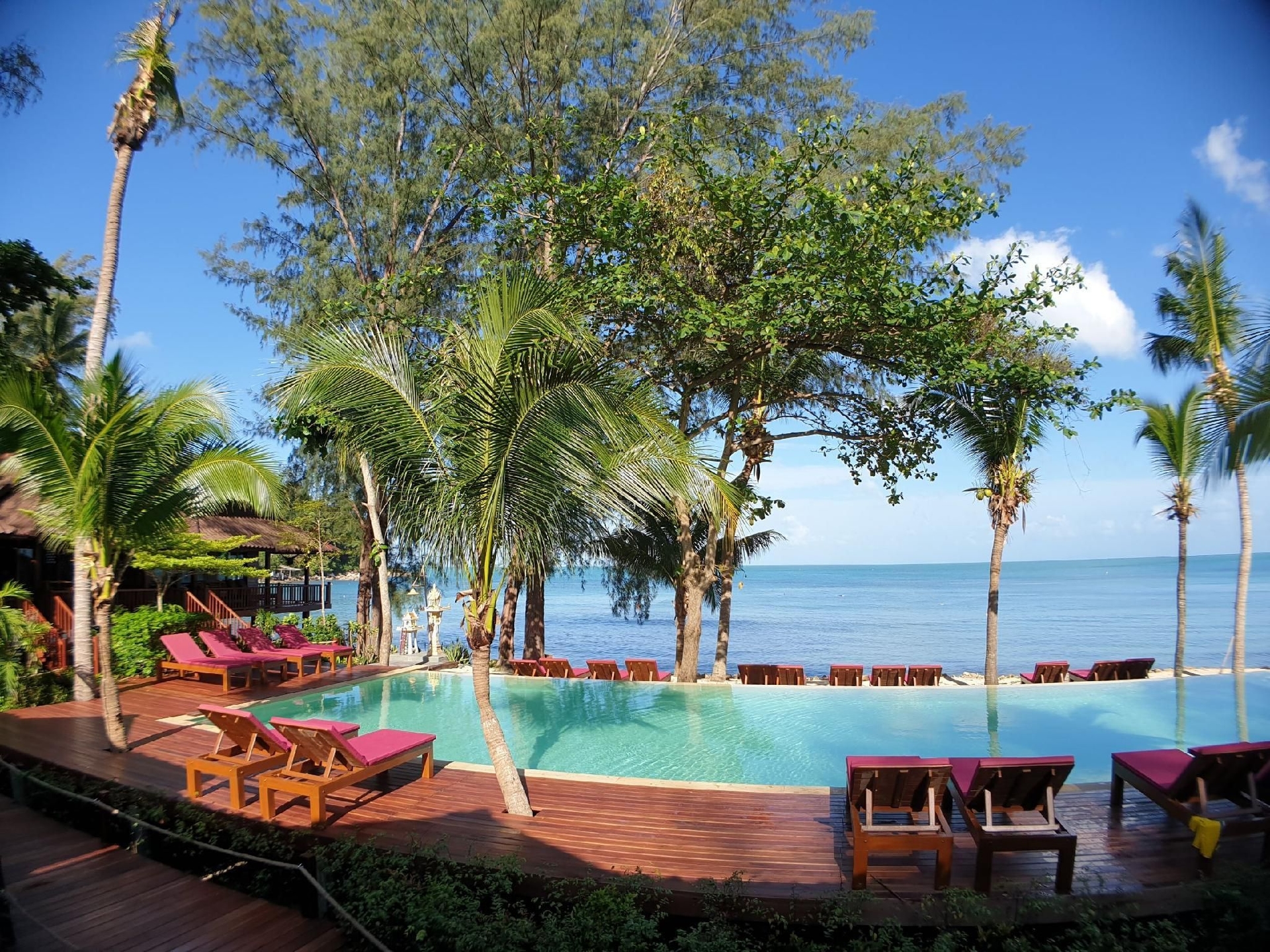 สลัดฮัท รีสอร์ต (Salad Hut Resort)1