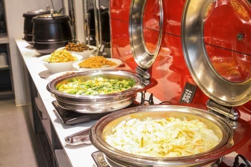 โรงแรม ฮีซินหมิน (Hotel Hi Xinmin)1