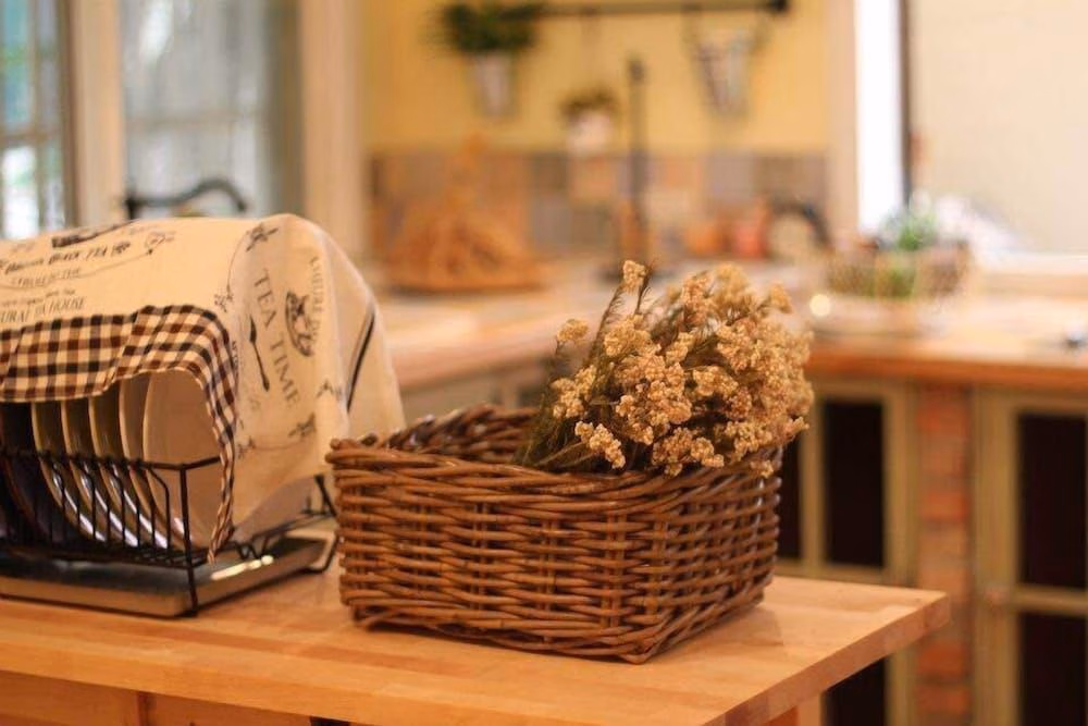 Antique B&B4