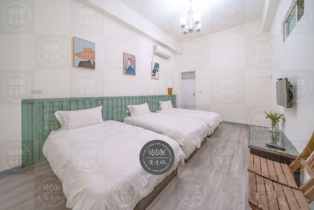 Discovery B&B2