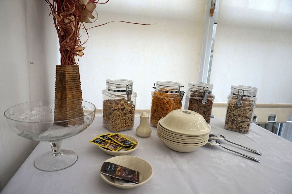 The Ridings Guest House3