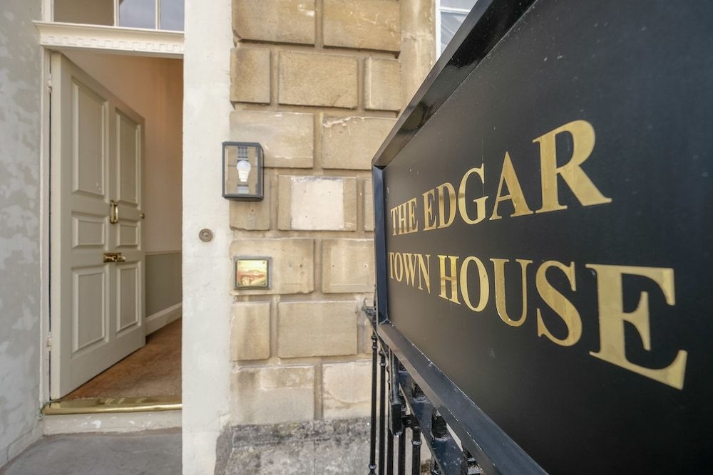 Edgar Townhouse3